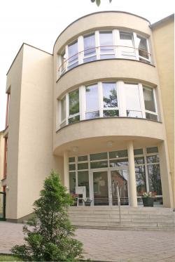 Ansicht Eingang Pflegeheim